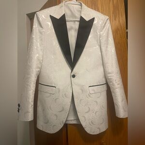 White suit, size 38